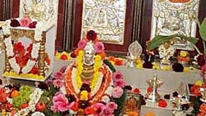 ஆடி கடைசி வெள்ளி: வீட்டில் செய்ய வேண்டிய வழிபாட்டு முறைகள்.. மிஸ் பண்ணிடாதீங்க..!!