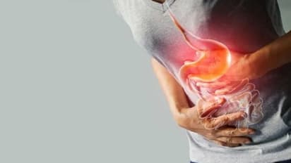 Loose Motion Remedy : മഴക്കാലത്ത് പിടിപെടുന്ന വയറിളക്കം നിസാരമായി കാണേണ്ട...