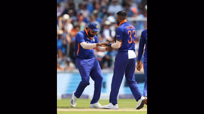 ഏഷ്യാ കപ്പ്: അയാളാണ് ഇന്ത്യ-പാക് ടീമുകള് തമ്മിലുള്ള വ്യത്യാസം; ഇന്ത്യന് താരത്തെ പ്രശംസിച്ച് പാക് മുന്താരം