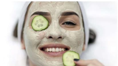 മഞ്ഞുകാലത്തെ ചർമ്മപ്രശ്നങ്ങൾ അകറ്റാൻ സഹായിക്കുന്ന മൂന്ന് തരം ഫേസ് പാക്കുകൾ