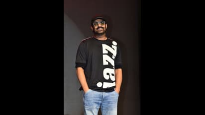 Prabhas: నయా స్టయిలీష్‌ లుక్‌లో అదరగొడుతున్న ప్రభాస్‌.. `సీతారామం` ఈవెంట్‌లో గ్రాండ్‌ ఎంట్రీ