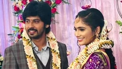 నటి తేజస్విని గౌడతో టీవీ నటుడు అమర్ దీప్ ఎంగేజ్మెంట్..