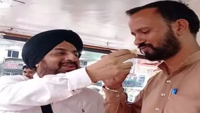 पुलिसवाले को पता ना था उसकी किस्मत में करोड़पति का योग है, राह चलते खरीदे 6 रु. के लॉटरी टिकट ने बनाया मालामाल