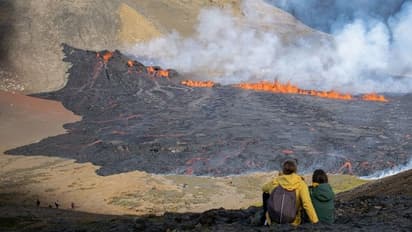 Iceland volcano: ഐസ്‍ലാന്‍റില്‍ വീണ്ടും അഗ്നിപര്‍വ്വത സ്ഫോടനം; ചിത്രങ്ങള്‍ കാണാം 