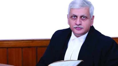 ചീഫ് ജസ്റ്റിസ് എൻ.വി.രമണയുടെ പിൻഗാമിയാകാൻ ജസ്റ്റിസ് യു.യു.ലളിത്, ശുപാർശ കേന്ദ്രത്തിന് കൈമാറി