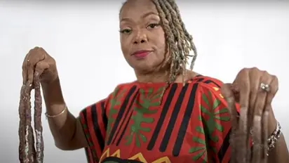 US woman with 42 feet inch fingernails breaks world record; wins two Guinness World Records