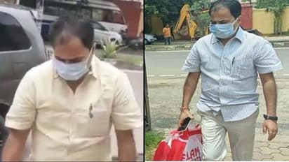 सीएम हेमंत के प्रेस सलाहकार अभिषेक प्रसाद, हाथों में फाइलों से भरा झोला लिए दूसरे दिन भी ईडी ऑफिस पहुंचे