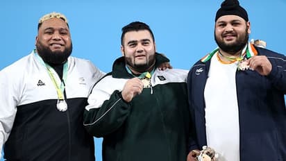 मीराबाई चानू के बड़े फैन हैं ये पाकिस्तानी वेटलिफ्टर, कहा-'भारत  से मिली पहली बधाई, मिलता है ढेर सारा प्यार'