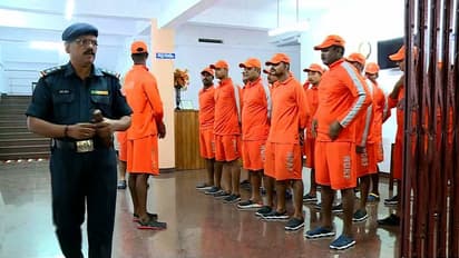 தமிழகத்தை மிரட்டும் புயல்..! 6 மாவட்டங்களுக்கு விரைகிறது தேசிய பேரிடர் மீட்பு படை