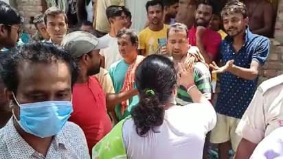 ১০০ দিনের কাজের বেতন শূন্য, আউলডাঙায় তীব্র বিক্ষোভের মুখে কেন্দ্রীয় প্রতিনিধিরা