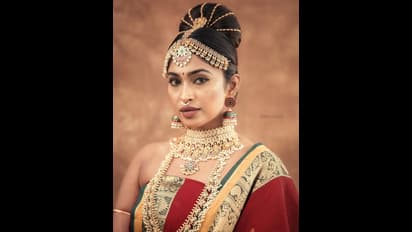 குந்தவையாக மாறி த்ரிஷாவுக்கே டஃப் கொடுக்கும் பிக்பாஸ் சுருதி..! வேற லெவல் போட்டோஸ்..!