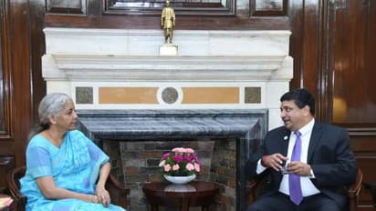 மத்திய நிதியமைச்சருடன் தமிழக நிதியமைச்சர் சந்திப்பு… ஜிஎஸ்டி கவுன்சில் கூட்டம் குறித்து ஆலோசனை!!