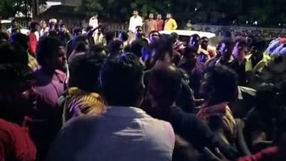 గన్నవరం వైసీపీలో మళ్లీ భగ్గుమన్న విభేదాలు... వల్లభనేని ఆఫీసు వద్ద వంశీ- యార్లగడ్డ వర్గాల ఘర్షణ