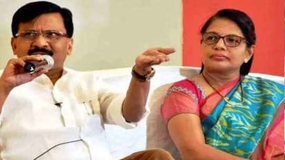 पात्रा चॉल घोटाला: ED ऑफिस पहुंची संजय राउत की पत्नी, 1,034 करोड़ के स्कैम में होगी पूछताछ