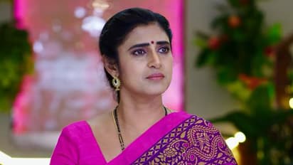 Intinti gruhalakshmi: సామ్రాట్ మంచోడు కాదు.. తులసి ట్రిప్ క్యాన్సిల్ చెయ్యండి.. తల్లికి నందు కంప్లైంట్స్!