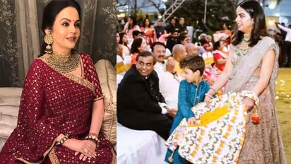 देवर की शादी में बेहद खूबसूरत लगी अंबानी की बेटी , ग्रे कलर के लहंगे में कुछ यूं दिखीं ईशा