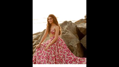  ಫೀಲಿಂಗ್ ಪಿಂಕ್ ಎಂದ ಮಾಲಾಶ್ರೀ ಪುತ್ರಿ; ರಾಧಾನಾ ರಾಮ್ ಸುಂದರ ಫೋಟೋ ವೈರಲ್ 