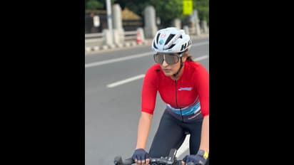 47 வயதில் 50 கி.மீ. பயணம்... ஆண்நண்பருடன் எடுத்த போட்டோவை பகிர்ந்த ஐஸ்வர்யா ரஜினிகாந்த் - வாழ்த்தும் ரசிகர்கள்