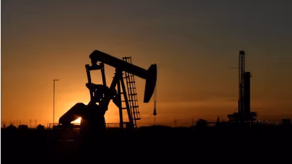 ഉച്ചവിശ്രമ നിയമം പെട്രോളിയം, ഗ്യാസ് മേഖലകളില് ബാധകമല്ലെന്ന് തൊഴില് മന്ത്രാലയം