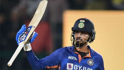 India vs West Indies: भारत ने सस्ते में खोया चौथा विकेट, श्रेयस अय्यर ने खेली 64 रन की ताबड़तोड़ पारी