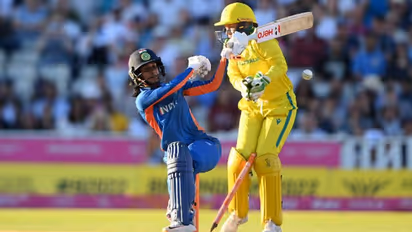 CWG 2022: నిలబడి తడబడిన భారత్.. ఫైనల్లో ఓటమి.. కామన్వెల్త్ క్రికెట్ స్వర్ణం కంగారూలదే..