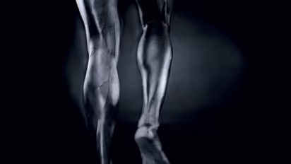 ഭര്ത്താവിനൊപ്പം കിടന്നുറങ്ങുന്ന യുവതിയെ പീഡിപ്പിക്കാന് ശ്രമിച്ച നഗ്നയുവാവ് പിടിയില്