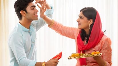 Zodiac sign: ప్రేమించిన అమ్మాయి రాఖీ చేత పట్టుకొని వస్తే...!