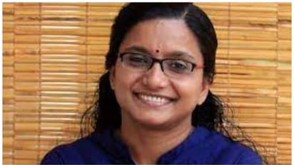 പ്രിയ വർഗീസിന്റെ ഡെപ്യൂട്ടേഷൻ നീട്ടി; ഭാഷാ ഇൻസ്റ്റിറ്റ്യൂട്ടിൽ ഡയറക്ടറാക്കാൻ നീക്കമെന്ന് സൂചന