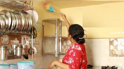 Kitchen tips: சர்க்கரையில் எறும்பு வராமல், ஊறுகாய் கெட்டுப்போகாமல் பாதுகாக்க..அட்டகாசமான கிச்சன் டிப்ஸ்