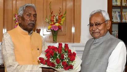 बिहार से बड़ी खबर: सीएम नीतीश कुमार ने दिया इस्तीफा, RJD के साथ बनाएंगे सरकार 