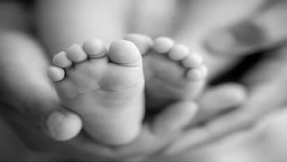  ആലപ്പുഴ തുമ്പോളിയിൽ നവജാത ശിശുവിനെ പൊന്തക്കാട്ടിൽ കണ്ടെത്തി