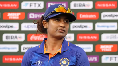 লেডি সচিন ডাক নাম , ব্য়াটিং ও অসংখ্য রেকর্ডে  দেশের মহিলা ক্রিকেটকে অন্য উচ্চতায় নিয়ে গেছেন মিতালি রাজ