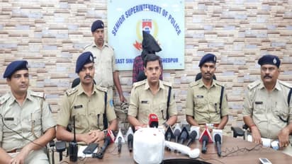 जमशेदपुर डबल मर्डर केस: 15 साल की बेटी का प्रेमी निकला पति-पत्नी का कातिल, सांस थमने तक मारता रहा कुकर-हथौड़ा