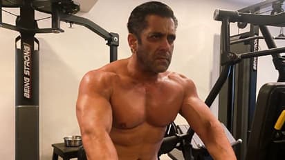 Salman Khan : 'സല്ലുഭായ് 56, നോട്ടൗട്ട്'; കിടിലൻ ഫോട്ടോ പങ്കുവച്ച് സല്മാൻ ഖാൻ
