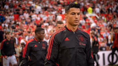 'Fed-up' Manchester United stars want Cristiano Ronaldo to leave than endure transfer saga?