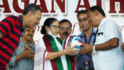 নতুন মোহনবাগান তাবুর উদ্বোধন করলনে মুখ্যমন্ত্রী, ঘোষণা করলেন ৫০ লক্ষ্যের অনুদান