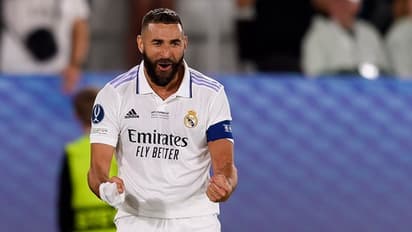 ബാലൺ ഡി ഓര്: മെസിയില്ലാതെ പ്രാഥമിക പട്ടിക, റൊണാള്ഡോയ്ക്ക് ഇടം, ബെന്സേമയ്ക്ക് മേൽക്കൈ