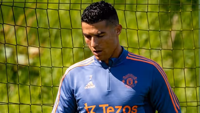 ട്രാൻസ്ഫർ ജാലകം അടയ്ക്കാൻ മണിക്കൂറുകൾ മാത്രം; വീണ്ടും അവസാന നിമിഷ ട്വിസ്റ്റ്? എന്താവും റൊണാൾഡോയുടെ ഭാവി