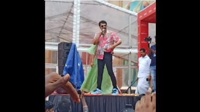 അങ്കമാലിയെ കോരിത്തരിപ്പിച്ച് മമ്മൂട്ടി; 'എന്നും ഞങ്ങളുടെ ആവേശ'മെന്ന് ആരാധകർ