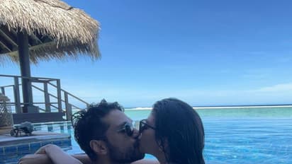 Arjun Kanungo Wedding: కనుల పండుగలా ప్రేయసితో బాలీవుడ్ సింగర్ వివాహం.. బ్యూటిఫుల్ ఫోటోస్ వైరల్ 