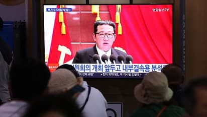 సౌత్ కొరియన్ మూవీస్ చూసినందుకు ఇద్దరు మైనర్లను చంపేసిన నార్త్ కొరియా