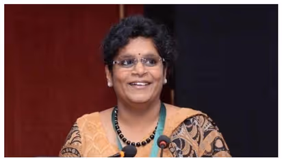 ഇന്ത്യൻ സ്ത്രീകൾ അനുഗ്രഹിക്കപ്പെട്ടവർ, മനുസ്മൃതി സ്ത്രീകൾക്ക് മാന്യമായ സ്ഥാനം നൽകുന്നു: ഹൈക്കോടതി ജഡ്ജി