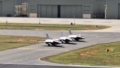 3 Rafale fighters of French Air and Space Force make strategic stopover in IAF base
