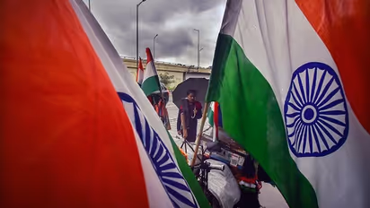 Independence Day: పెద్ద సమూహాలు వద్దు.. కరోనా ప్రొటోకాల్ పాటించండి: రాష్ట్రాలకు కేంద్రం