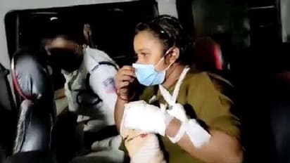 एक झटके में महिला ने बिछा दी 4 लाश, पुलिस को आंखे दिखाकर कहा- अभी 4 को और मार सकती हूं