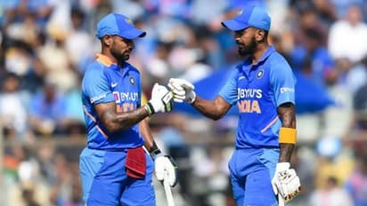 ധവാനെ ക്യാപ്റ്റന്‍ സ്ഥാനത്തുനിന്ന് തെറിപ്പിച്ചത് നിഗൂഢം, ചോദ്യചിഹ്നം; തുറന്നടിച്ച് മുന്‍ സെലക്‌ടര്‍