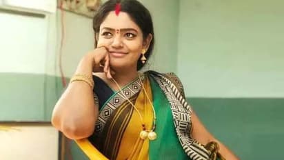 Karthika Deepam: వంటలక్క బతికింది... కోమాలో కూడా డాక్టర్ బాబుని కలవరించుకుంటూ?