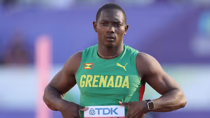 ജാവലിന് ലോകചാമ്പ്യന് ആന്ഡേഴ്സണ് പീറ്റേഴ്സിനു നേരെ ആക്രമണം, ബോട്ടില് നിന്ന് വലിച്ചെറിഞ്ഞു