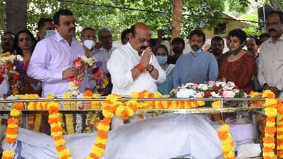 ಶಿವಮೊಗ್ಗ ಸುಬ್ಬಣ್ಣಗೆ ಭಾವಪೂರ್ಣ ಅಂತಿಮ ವಿದಾಯ: ಸಕಲ ಸರ್ಕಾರಿ ಗೌರವದೊಂದಿಗೆ ಅಂತ್ಯಕ್ರಿಯೆ