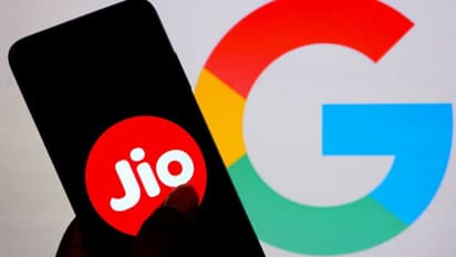 Jio Fiber Independence Day Offer: नए ब्रॉडबैंड प्लान के एक्टिवेशन पर पाएं 15 दिनों का फ्री बेनिफिट,जानें ऑफर 